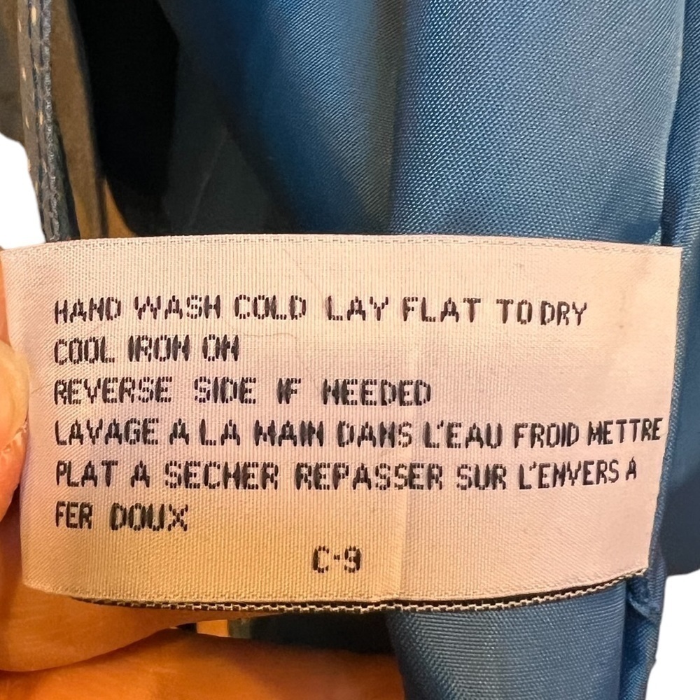 Tulle Women’s Lined blue dotted trench coat in Small - Picture 6 of 15